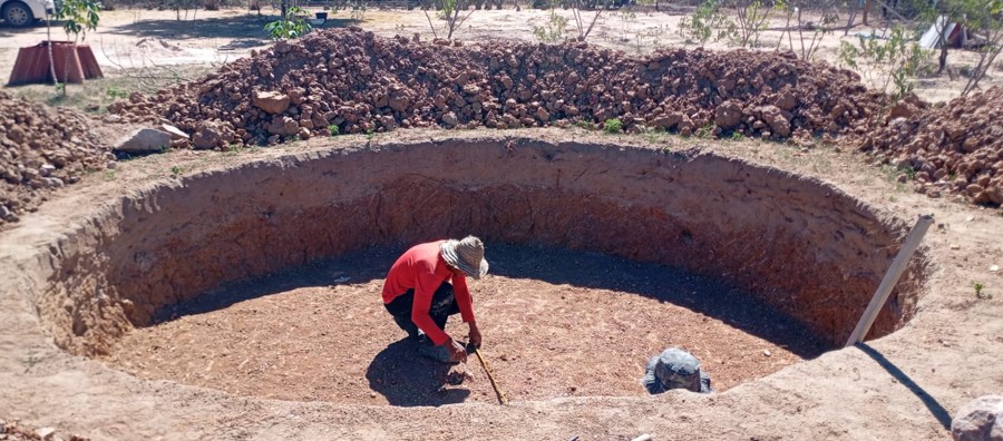 Escavação para construção de cisterna